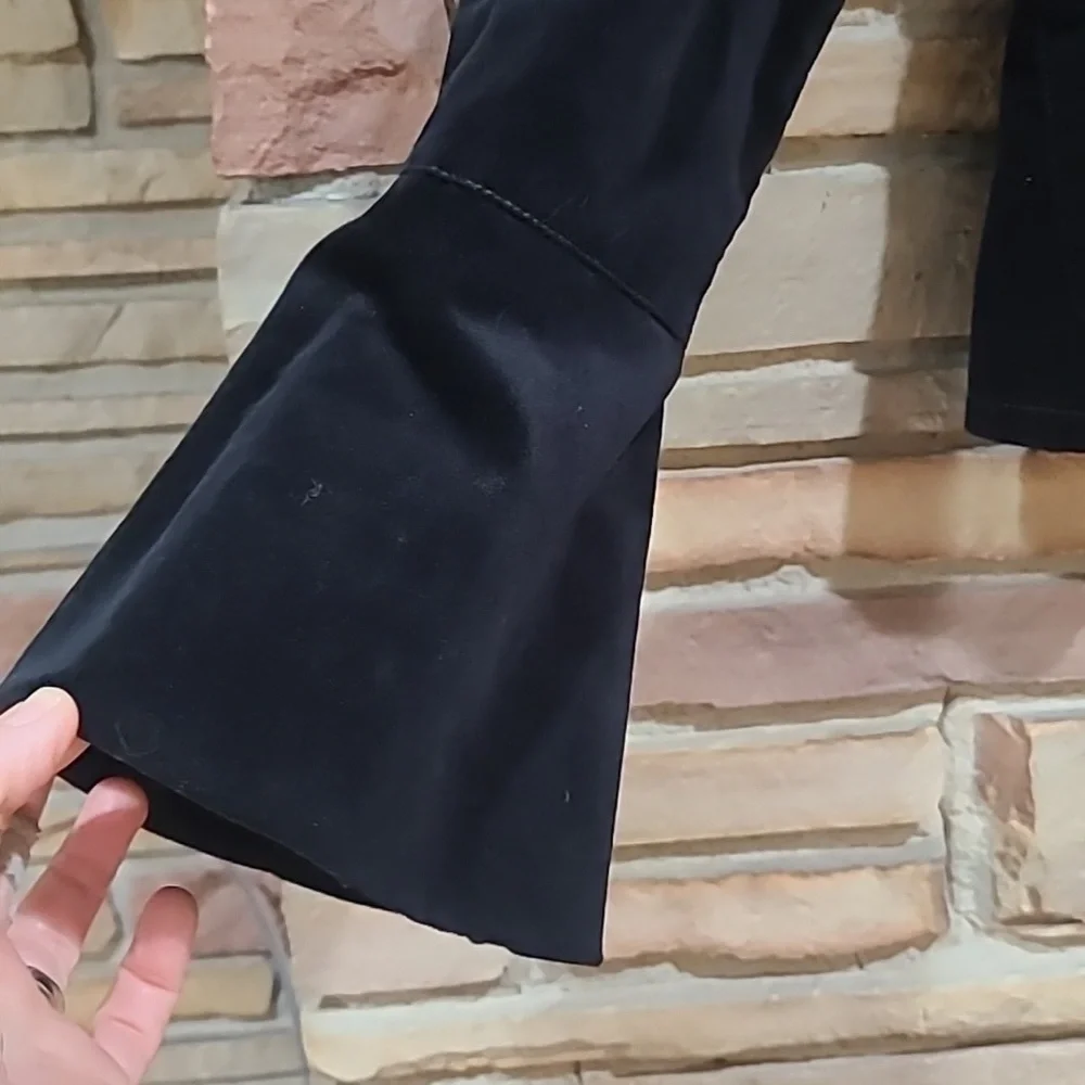 DKNY | Velvet Jacket - Picture 3 of 10